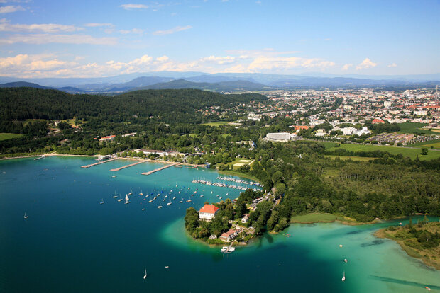 Klagenfurt von oben (Luftaufnahme)